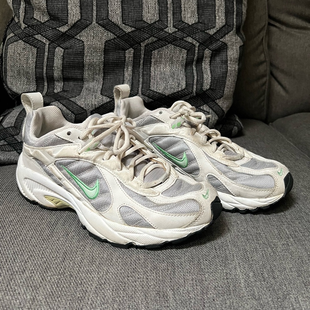 Barely worn Nike Xccelerator TR Green